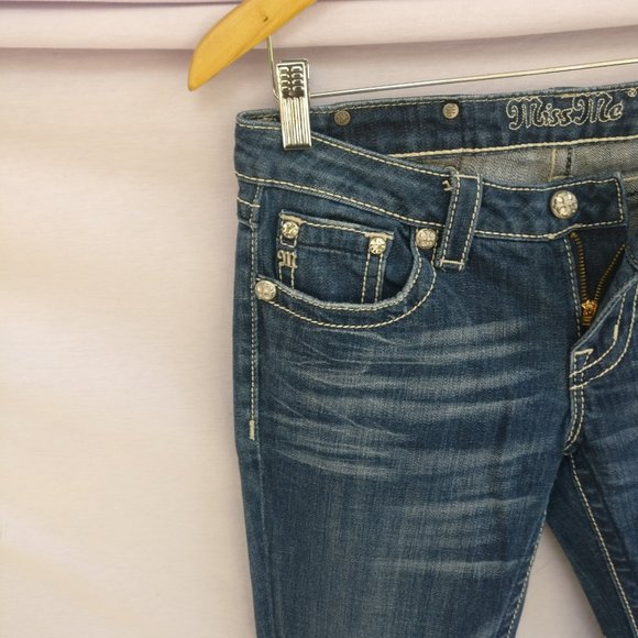 Miss Me embroidered pocket 98%cotton darkwash low midrise Bootcut Jeans w28 Boho - Picture 3 of 10